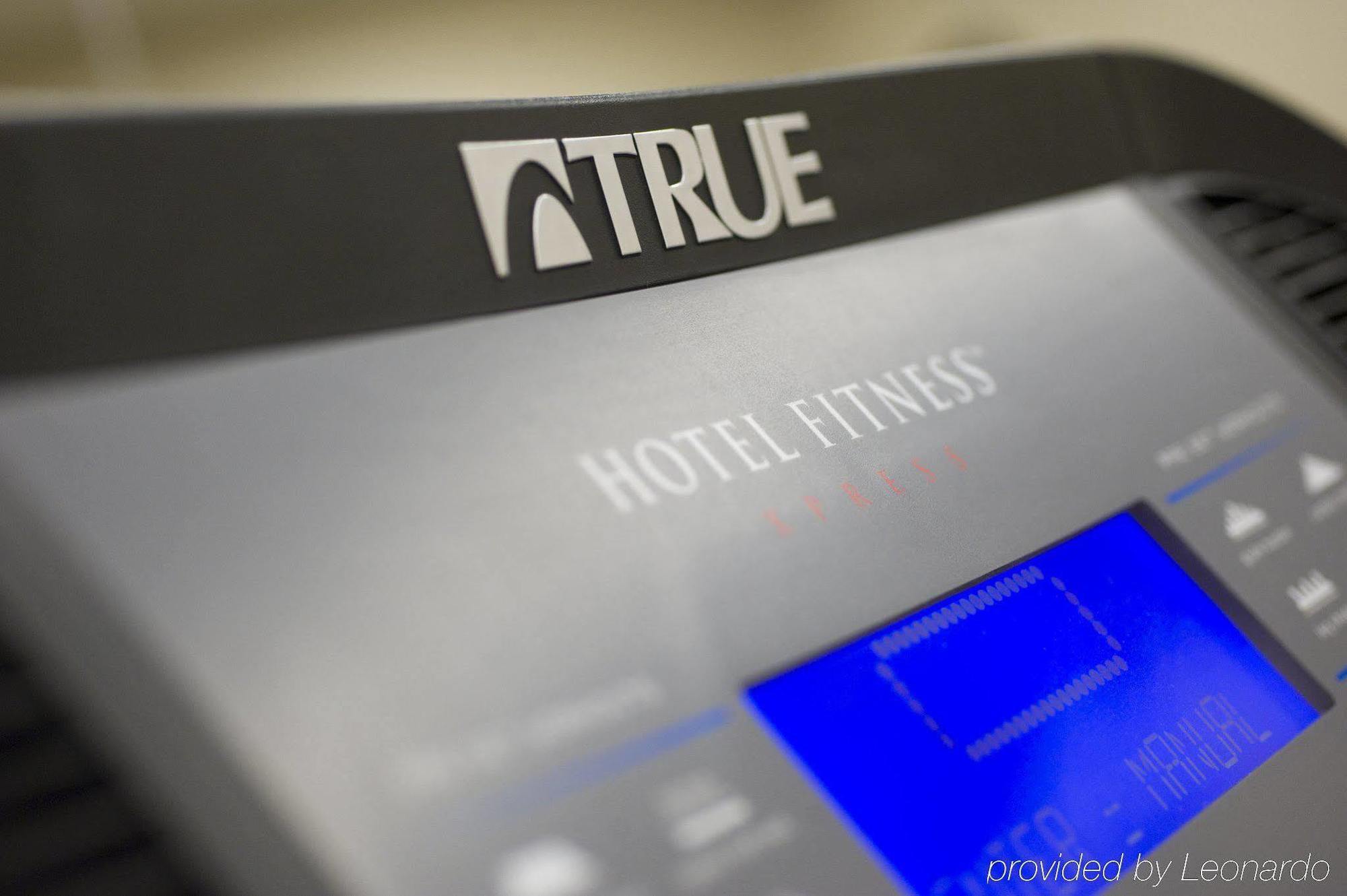 Holiday Inn Purdue - Fort Wayne By Ihg Ngoại thất bức ảnh
